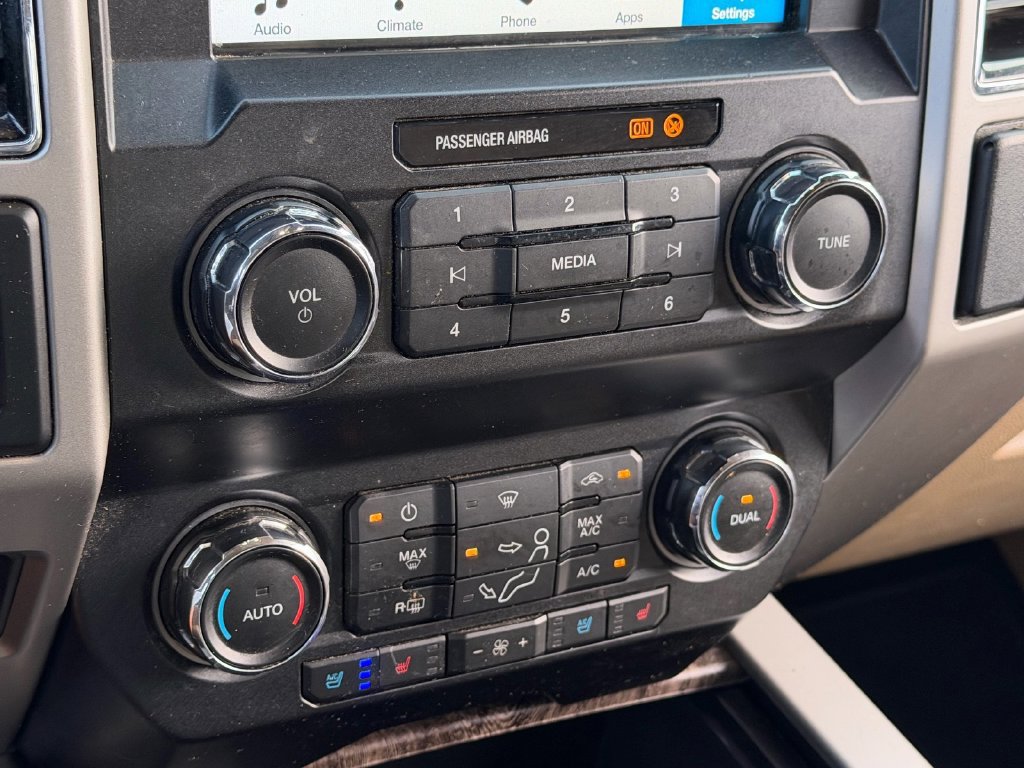 Used 2019 Ford F250 Lariat w/ Chrome Package AWD/4WD image 20
