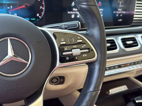 Certified 2022 Mercedes-Benz GLS 450 4MATIC image 35