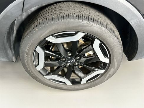 Used 2025 Kia Telluride S AWD/4WD image 11