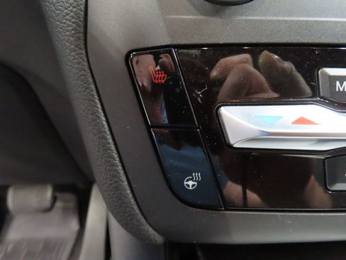 Used 2020 Ford Explorer XLT w/ Equipment Group 202A image 55