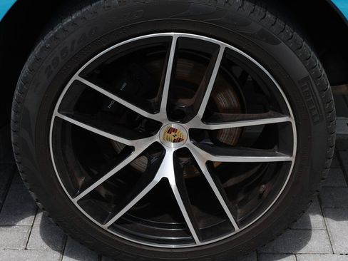 Used 2023 Porsche Macan AWD/4WD image 44