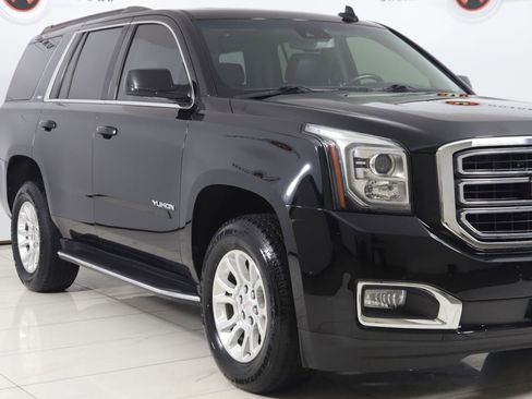 Used 2018 GMC Yukon SLT w/ HD Trailering Package AWD/4WD image 38