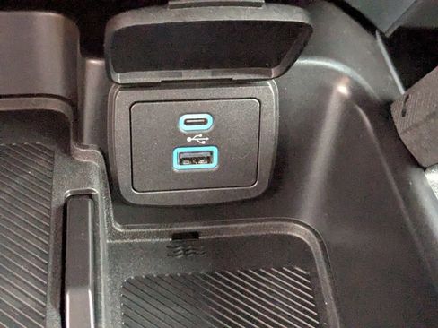 New 2025 Ford Bronco Badlands image 23