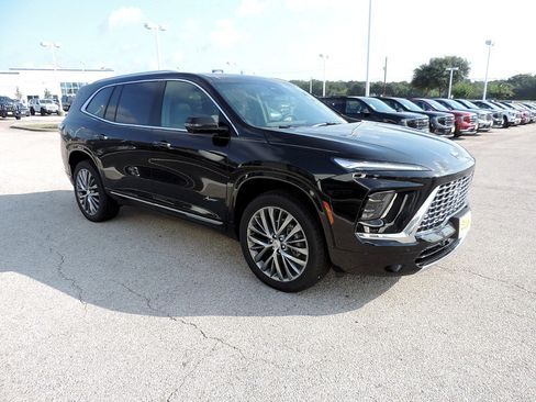 New 2025 Buick Enclave Avenir w/ Super Cruise Package image 3