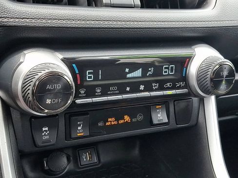 Certified 2023 Toyota RAV4 XLE w/ Convenience Package AWD/4WD image 16