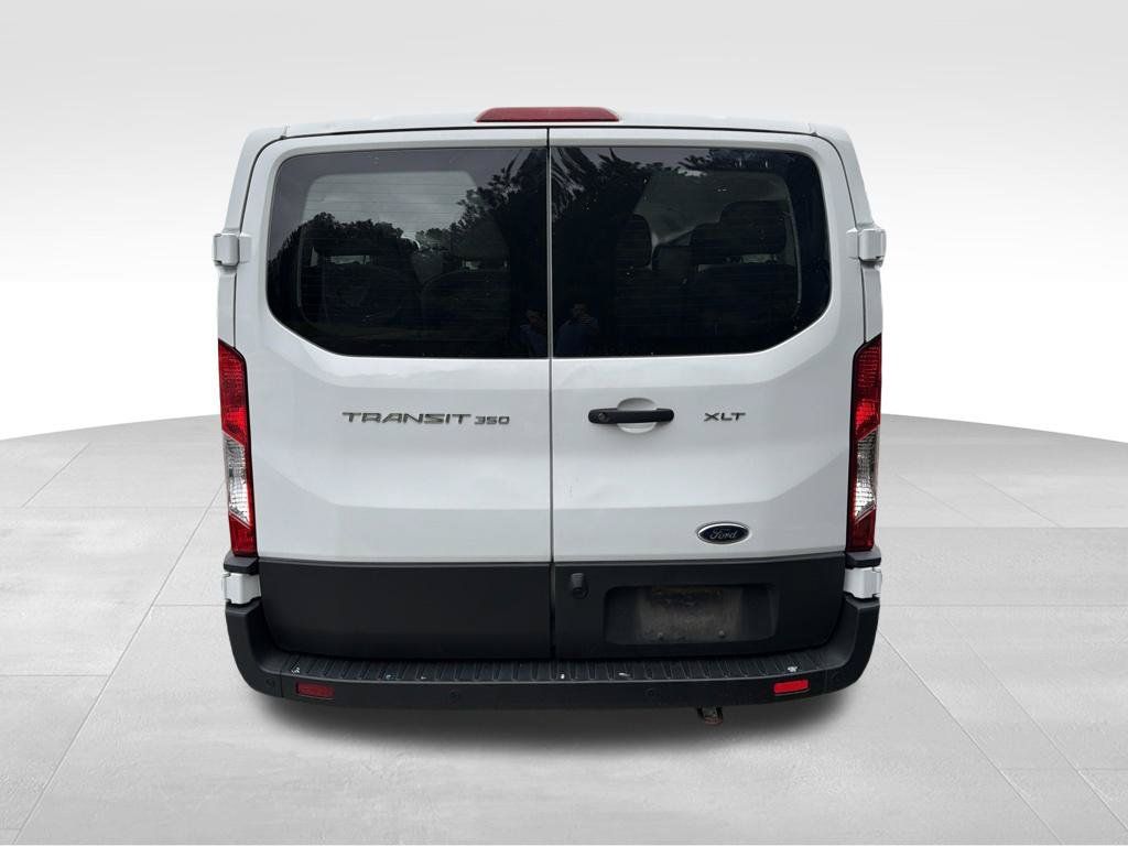 Used 2023 Ford Transit 350 XLT RWD image 5