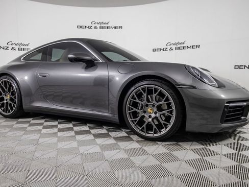 Used 2021 Porsche 911 Carrera image 2