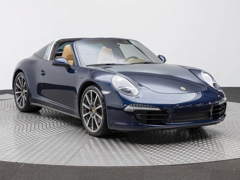 Used 2015 Porsche 911 Targa 4 AWD/4WD image 4