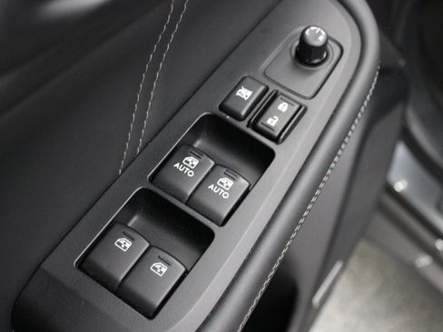 Used 2018 Subaru Outback 3.6R Limited AWD/4WD image 17