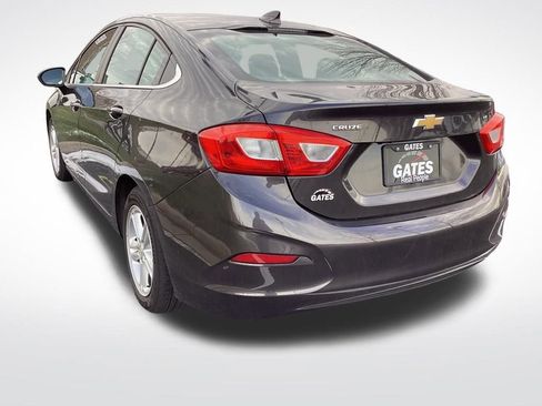 Used 2017 Chevrolet Cruze LT w/ Convenience Package image 7