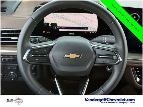 Used 2025 Chevrolet Tahoe High Country RWD image 11