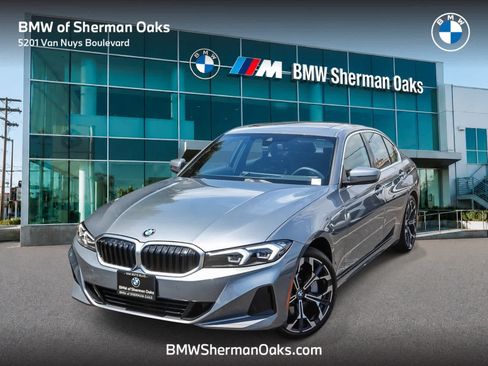 Used 2026 BMW 330i Sedan w/ Premium Package RWD image 1