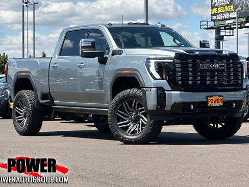 Used 2025 GMC Sierra 3500 Denali Ultimate AWD/4WD image 1