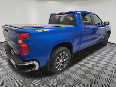 Used 2023 Chevrolet Silverado 1500 LT w/ Protection Package AWD/4WD image 4