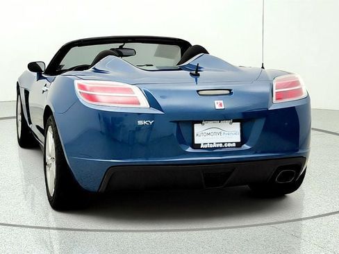 Used 2007 Saturn Sky RWD image 6