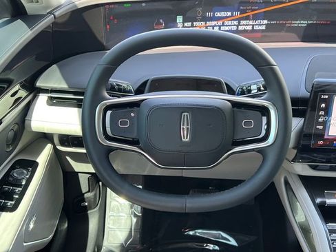 New 2026 Lincoln Nautilus Reserve image 20