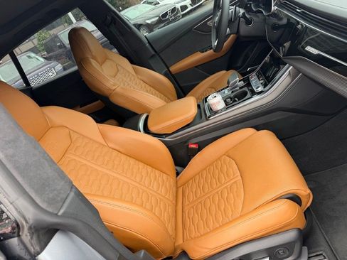 Used 2024 Audi RS Q8 AWD/4WD image 2
