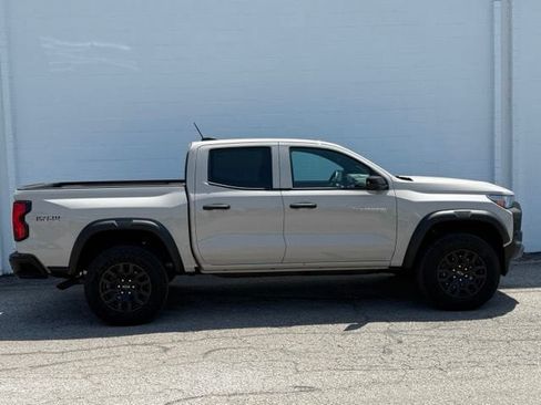 Used 2026 Chevrolet Colorado Trail Boss AWD/4WD image 3