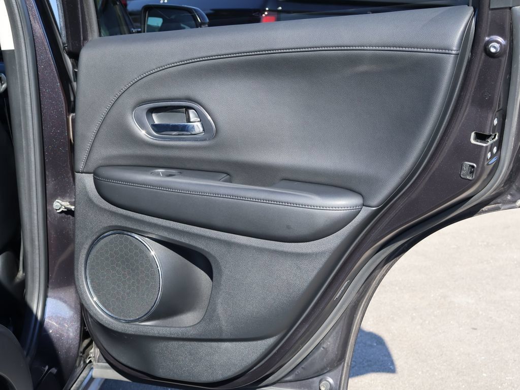 Used 2017 Honda HR-V EX-L image 14