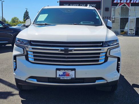 Used 2022 Chevrolet Suburban High Country w/ Max Trailering Package AWD/4WD image 8