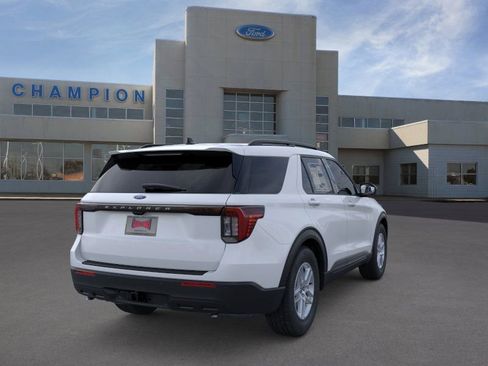 New 2026 Ford Explorer Active image 8