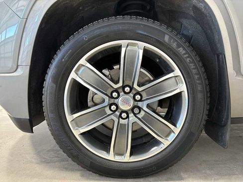 Used 2019 GMC Acadia Denali w/ Technology Package image 19