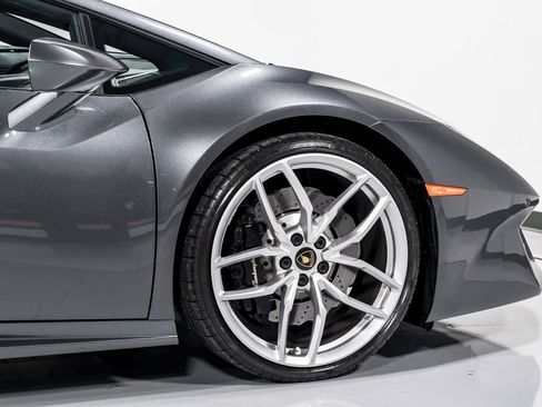 Used 2018 Lamborghini Huracan LP 580-2 image 44
