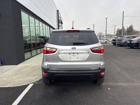 Used 2018 Ford EcoSport SE w/ SE Convenience Package image 4
