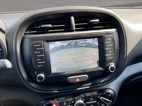 Used 2021 Kia Soul LX FWD image 21
