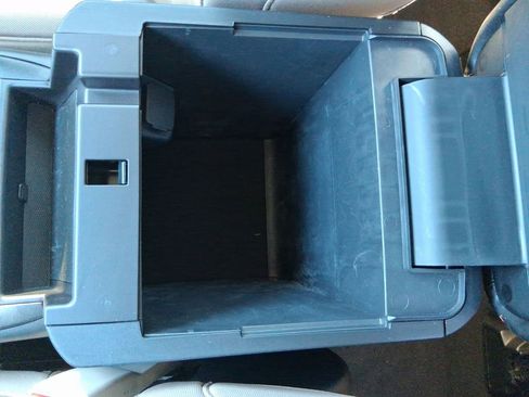 Used 2024 Ford Explorer 4WD image 24