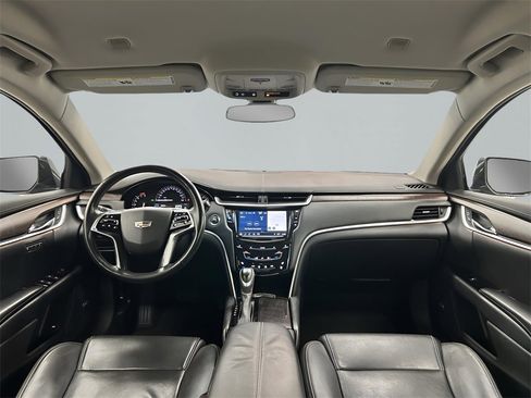 Used 2019 Cadillac XTS Luxury image 11