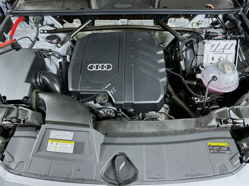 Certified 2025 Audi Q5 2.0T Premium Plus w/ Premium Plus Package image 31