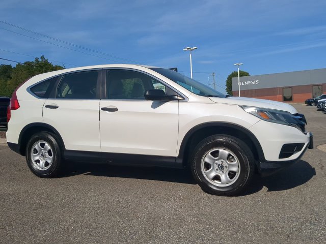 Used 2015 Honda CR-V LX image 2