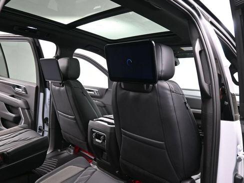 New 2026 Chevrolet Tahoe Premier AWD/4WD image 33