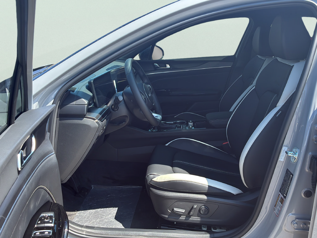 New 2026 Kia K5 GT-Line FWD image 22