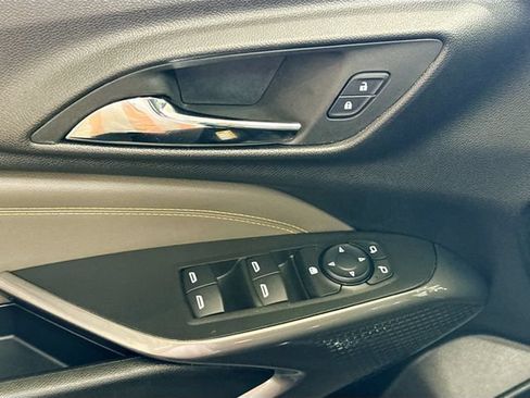Used 2024 Chevrolet Trax ACTIV FWD image 17