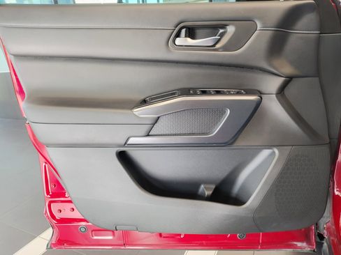 Certified 2023 Nissan Pathfinder SL image 30