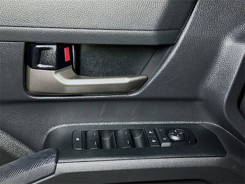 Used 2024 Toyota Tacoma 4x4 Double Cab image 19