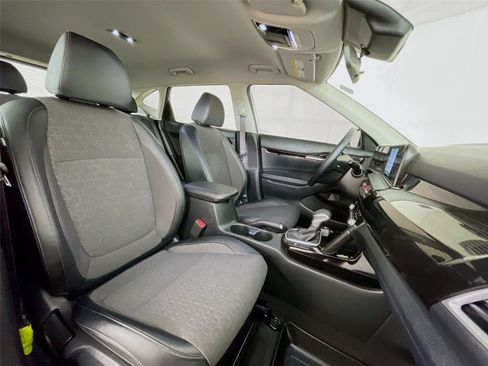 Certified 2025 Kia Seltos S FWD image 31