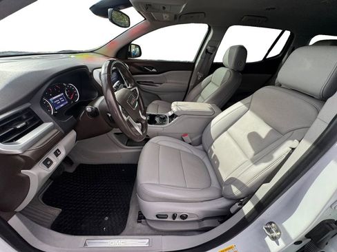 Used 2021 GMC Acadia SLT image 10