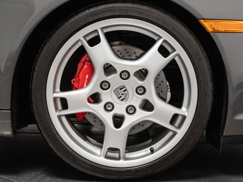 Used 2006 Porsche 911 Carrera S RWD image 34