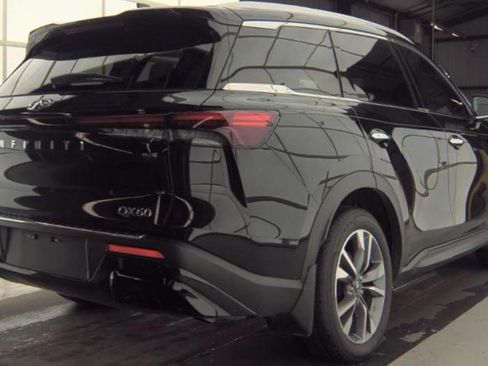 Certified 2023 INFINITI QX60 Luxe w/ Cargo Package image 5