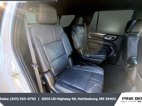 Used 2021 Chevrolet Tahoe RST w/ Luxury Package image 20