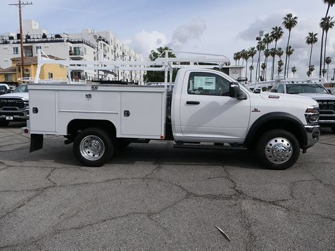 New 2026 RAM 5500 Tradesman w/ Chrome Appearance Group AWD/4WD image 2