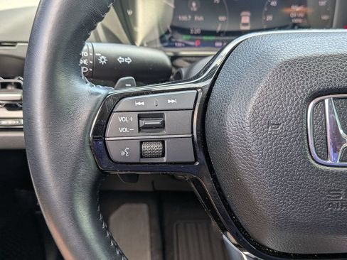 Used 2024 Honda Accord Touring image 21