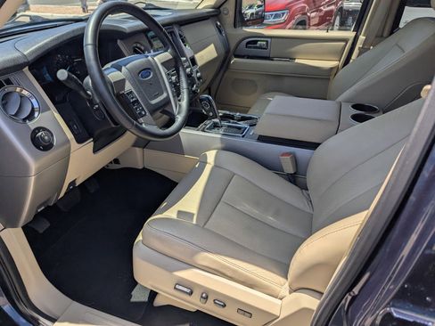 Used 2016 Ford Expedition Limited RWD image 10