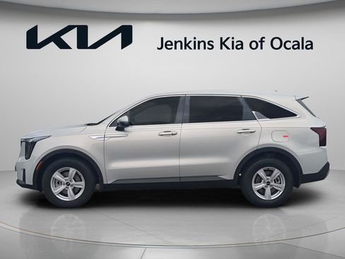New 2026 Kia Sorento LX image 6