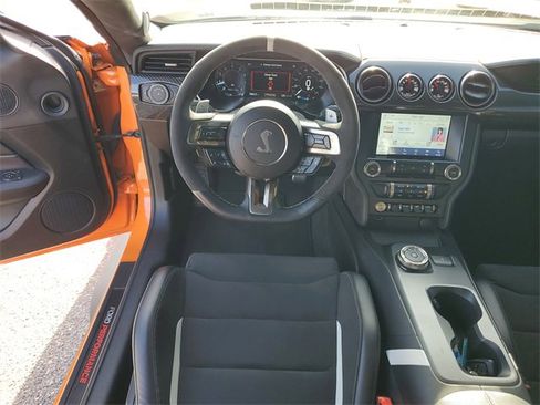 Used 2021 Ford Mustang Shelby GT500 w/ Technology Package image 12