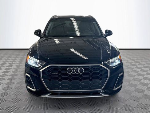 Used 2023 Audi Q5 2.0T Premium w/ Convenience Package AWD/4WD image 2