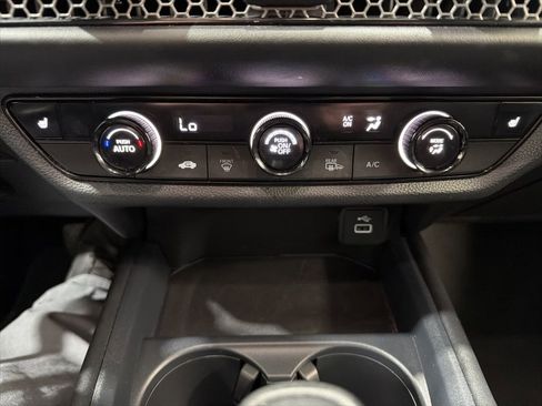 Used 2024 Honda HR-V Sport image 24